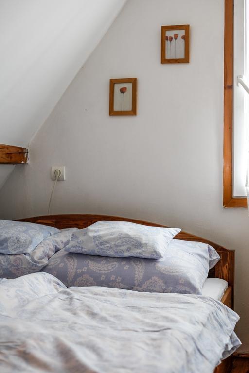 Hotel Myrtus Pince Es Vendeghaz Tarcal Pokoj fotografie